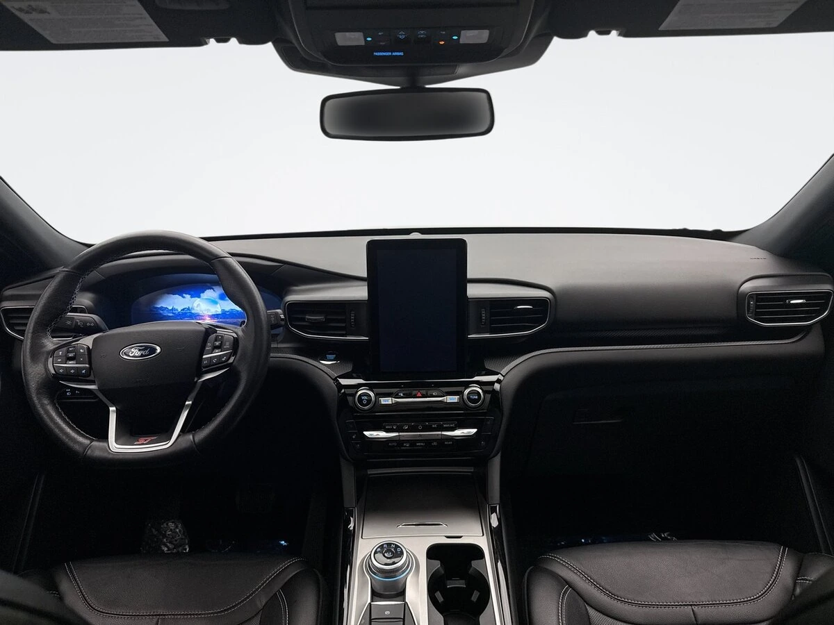2023 Ford Explorer ST - Photo 14