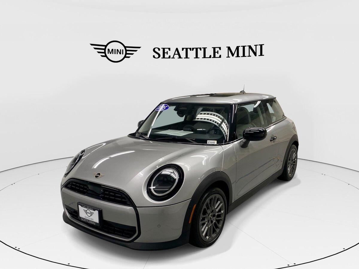 2025 Mini Hardtop 2 Door Cooper