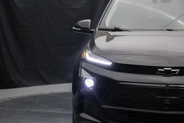 2022 Chevrolet Bolt EUV Premier photo 4