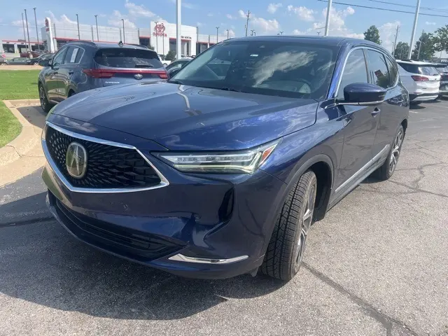 2022 Acura MDX Technology SH-AWD photo 3