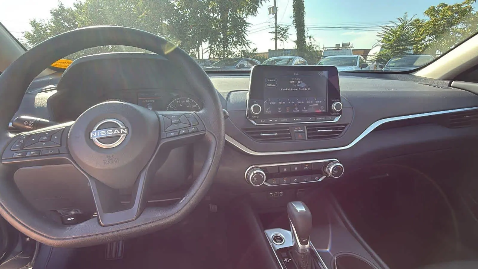 2025 Nissan Altima S photo 13
