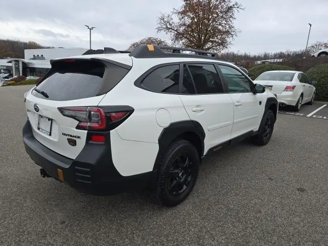 2022 Subaru Outback Wilderness photo 4