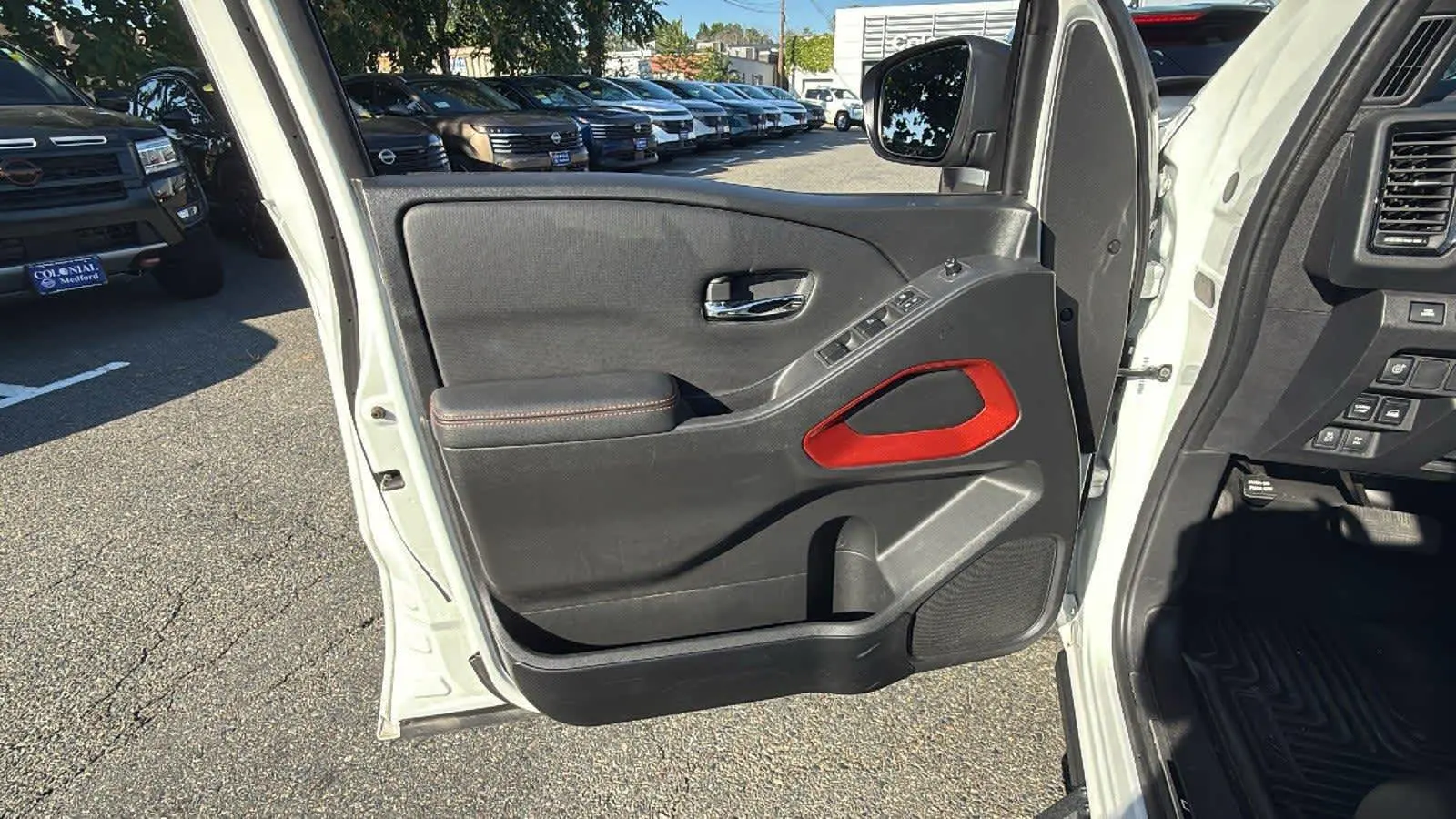 2023 Nissan Frontier PRO-4X photo 7