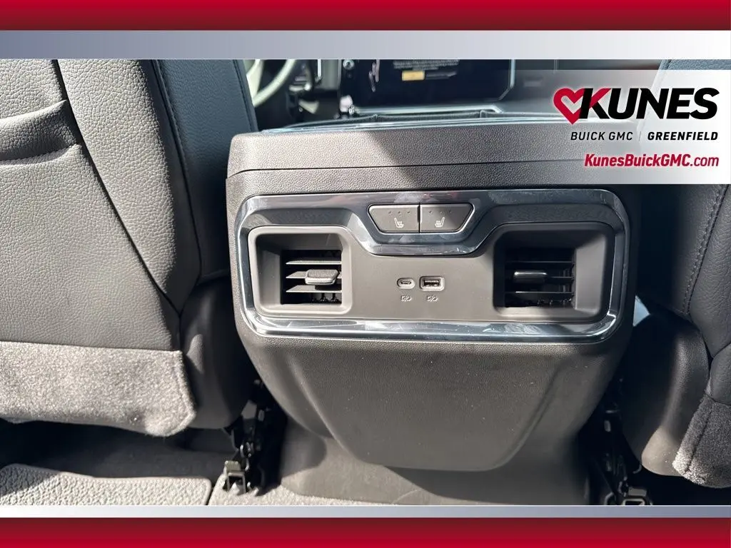 2025 Gmc Sierra 2500 HD Denali photo 33