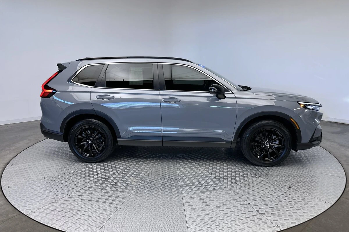 2024 Honda CR-V Sport-L - Photo 10