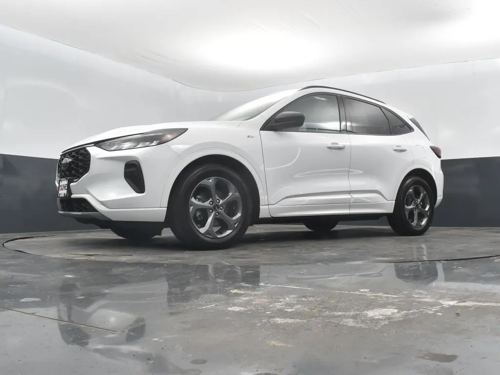 2023 Ford Escape ST-Line photo 44