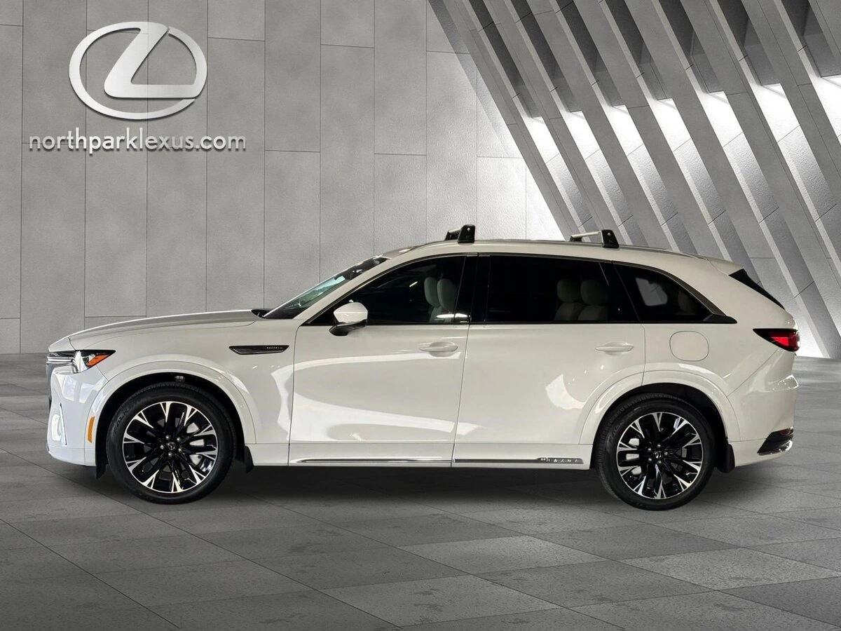 2024 Mazda CX-90