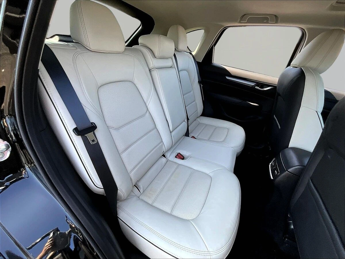 2025 Mazda CX-5 S Preferred package - Photo 24