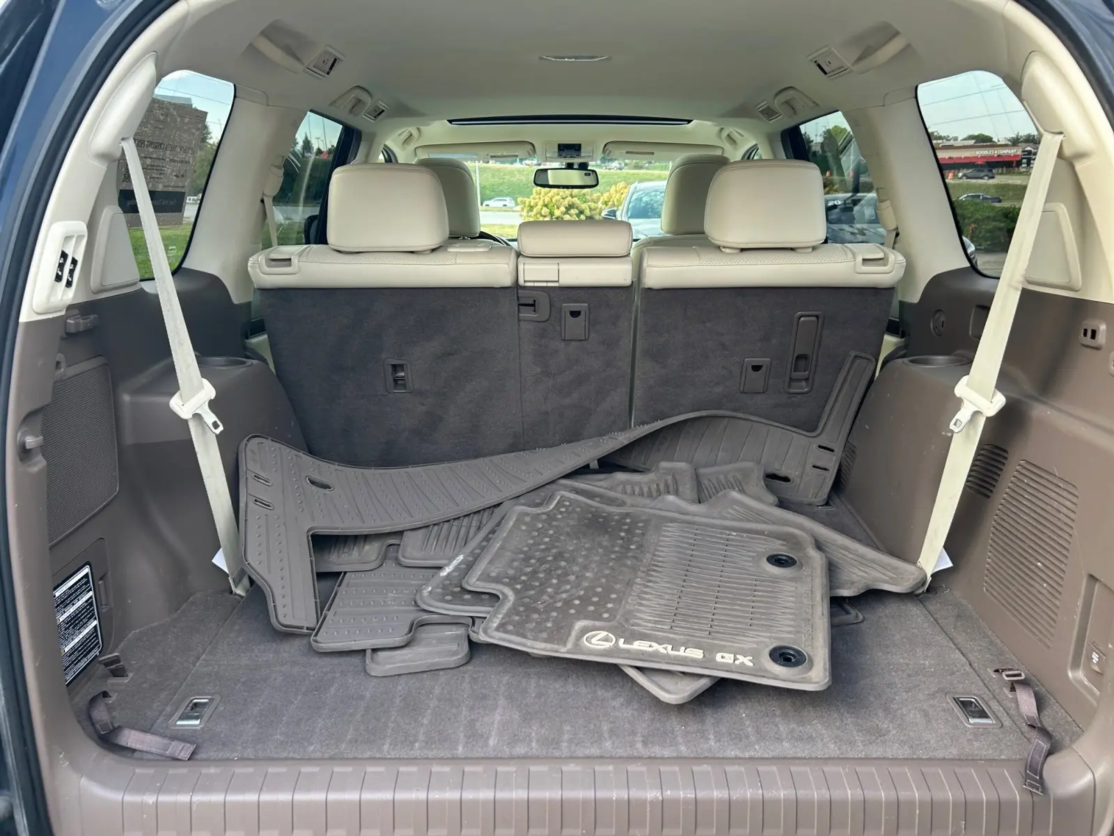 2018 Lexus GX 460 Luxury photo 26