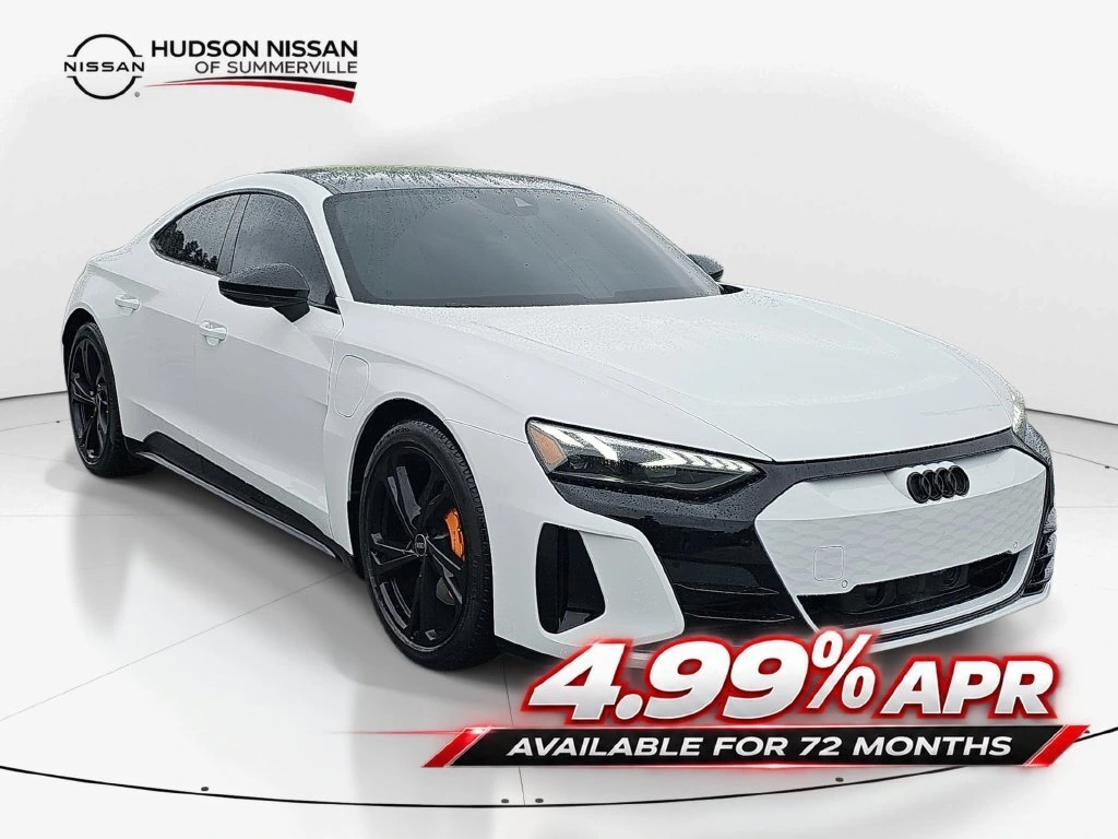 2024 Audi e-tron GT Premium Plus