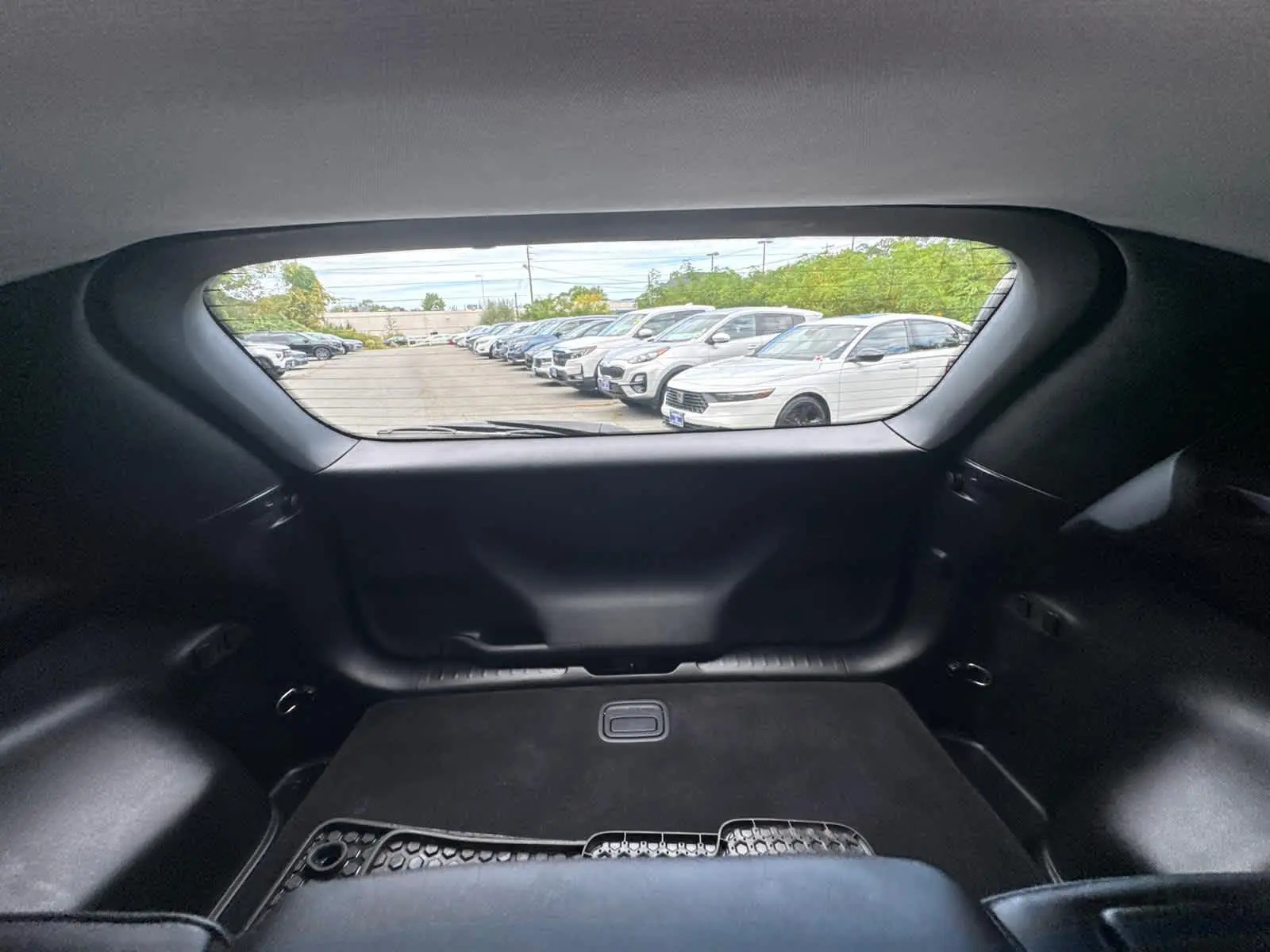 2020 Jeep Cherokee Latitude photo 36