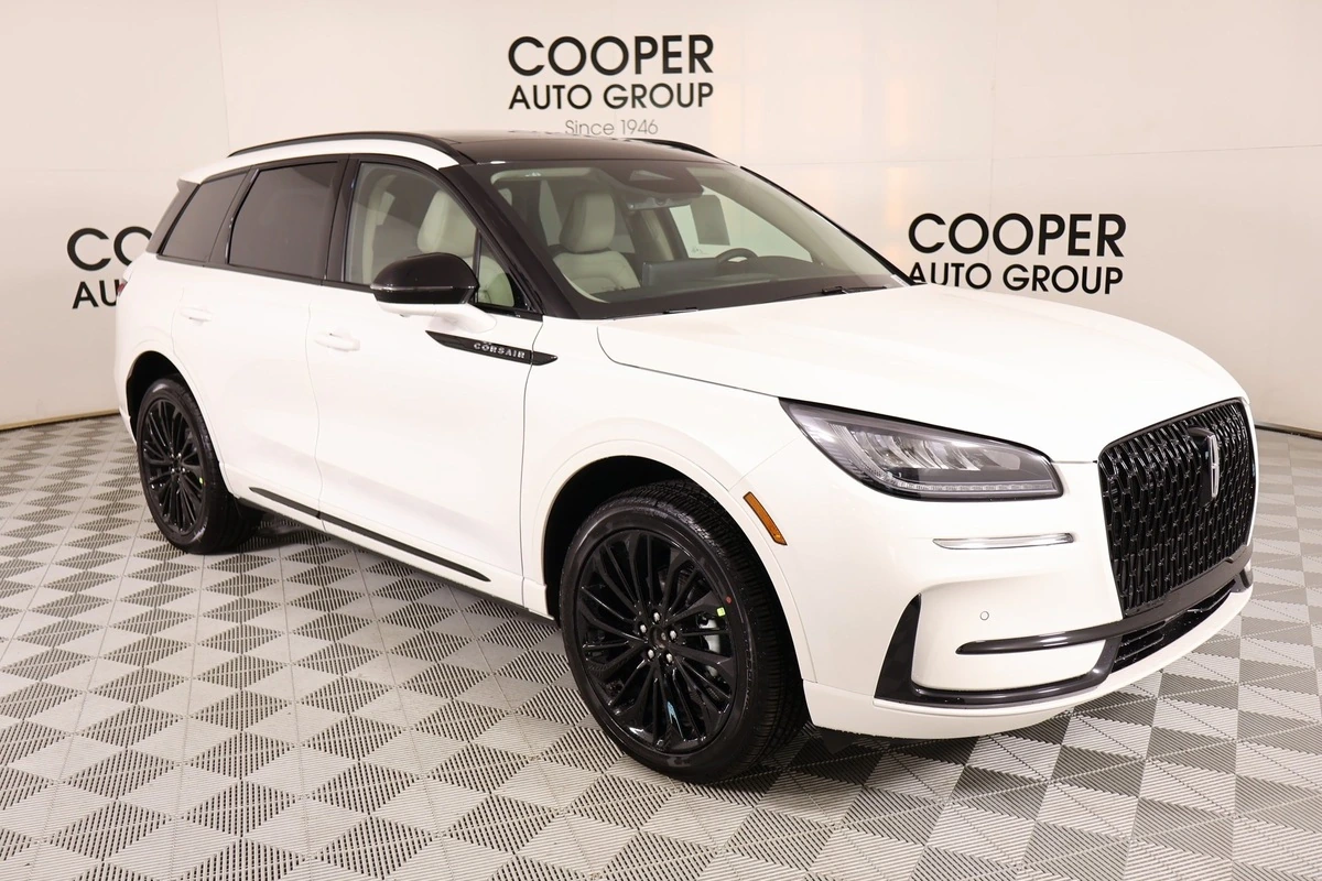 2026 Lincoln Corsair Premiere's photo