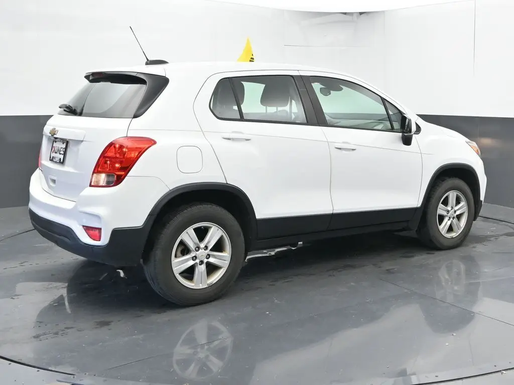 2018 Chevrolet Trax LS photo 9