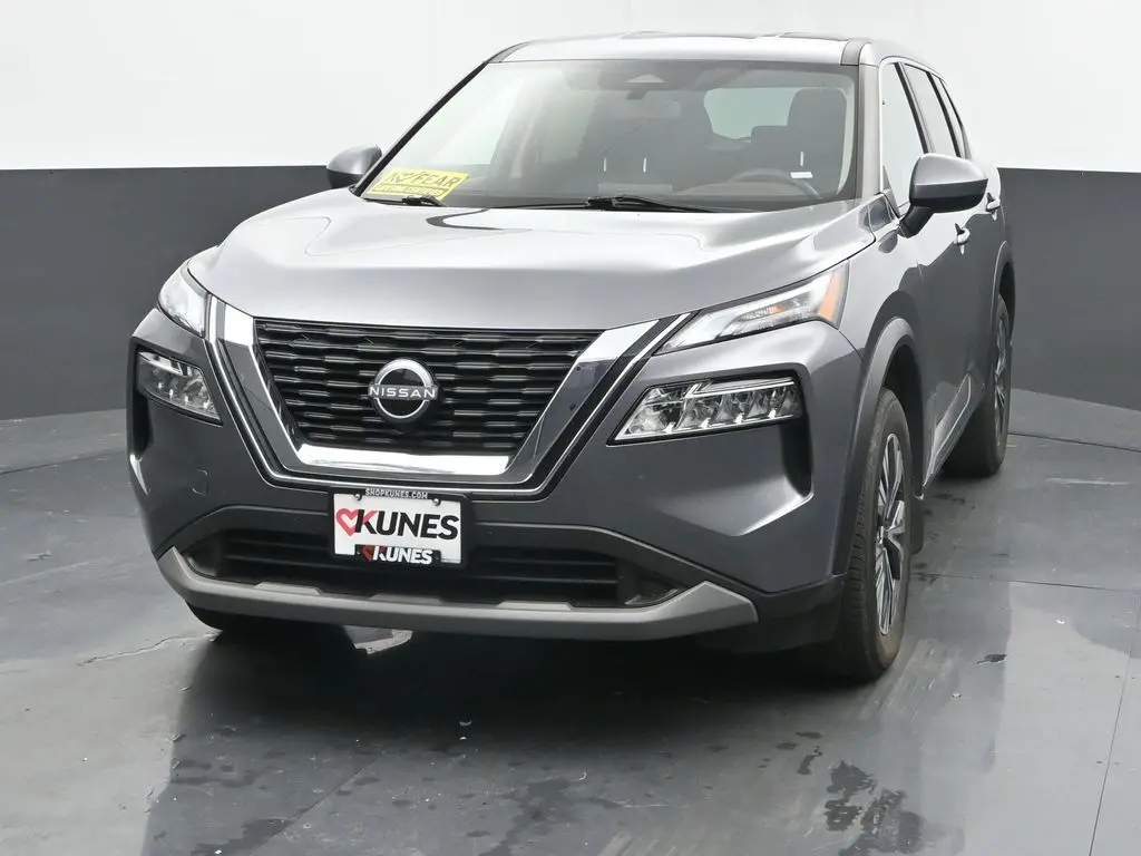 2023 Nissan Rogue SV photo 4