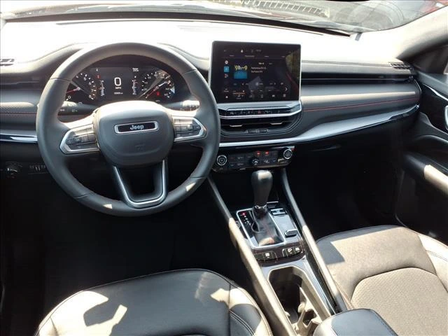 2025 Jeep Compass Trailhawk - Photo 23