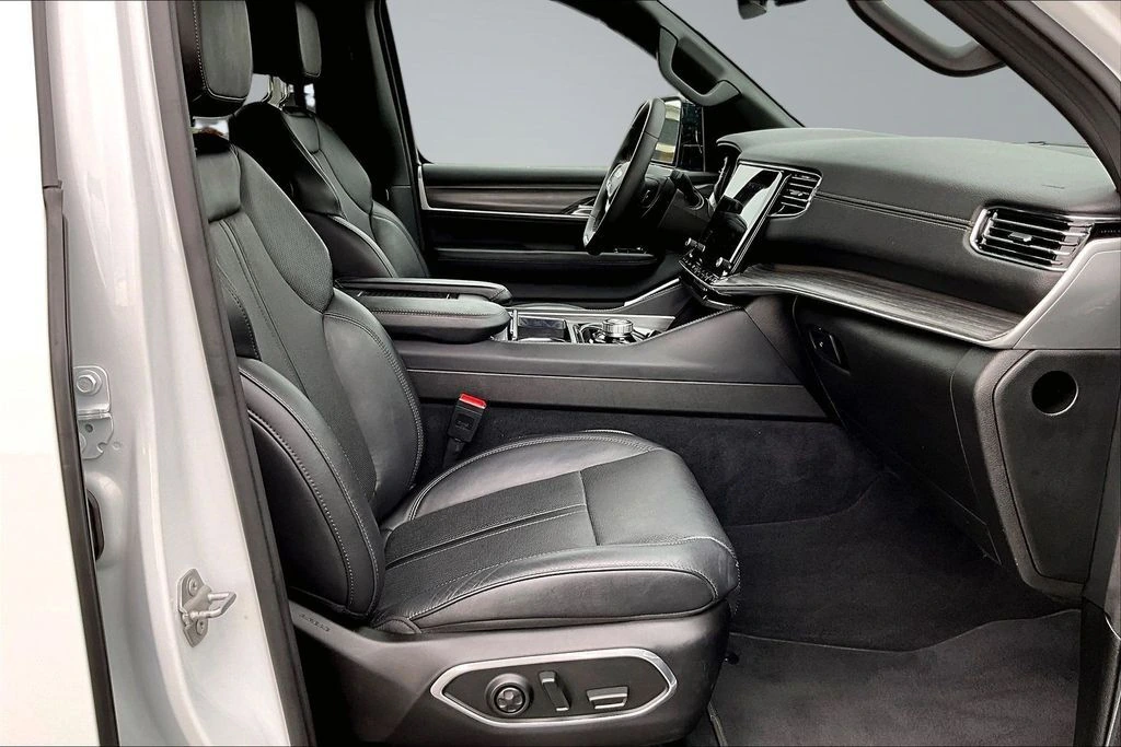 2023 Jeep Wagoneer Series II - Photo 7