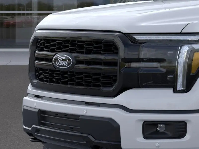 2025 Ford F-150 Lariat photo 17