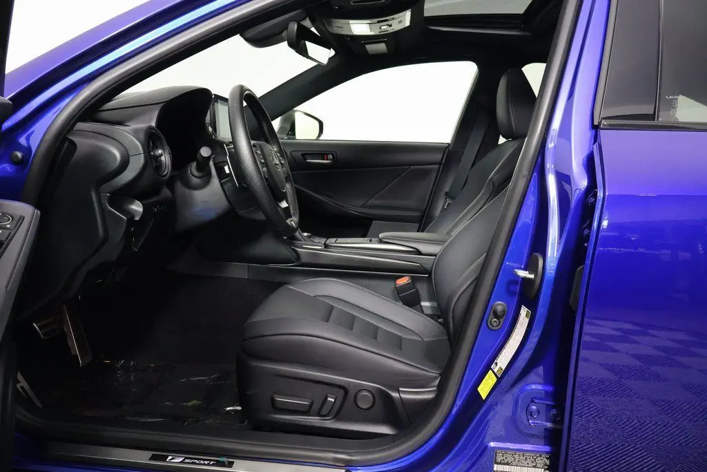 2024 Lexus IS 350 F SPORT Performance photo 10