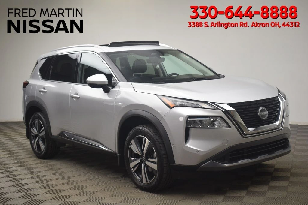 2023 Nissan Rogue SL AWD's photo