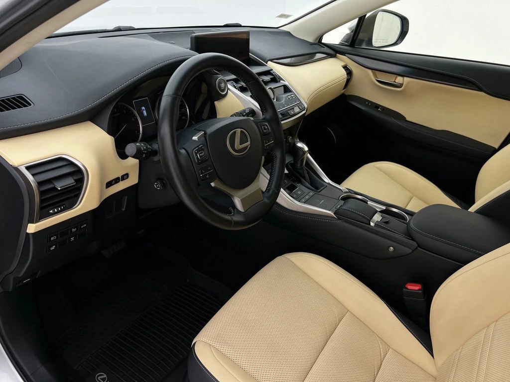 2019 Lexus NX 300 - Photo 12
