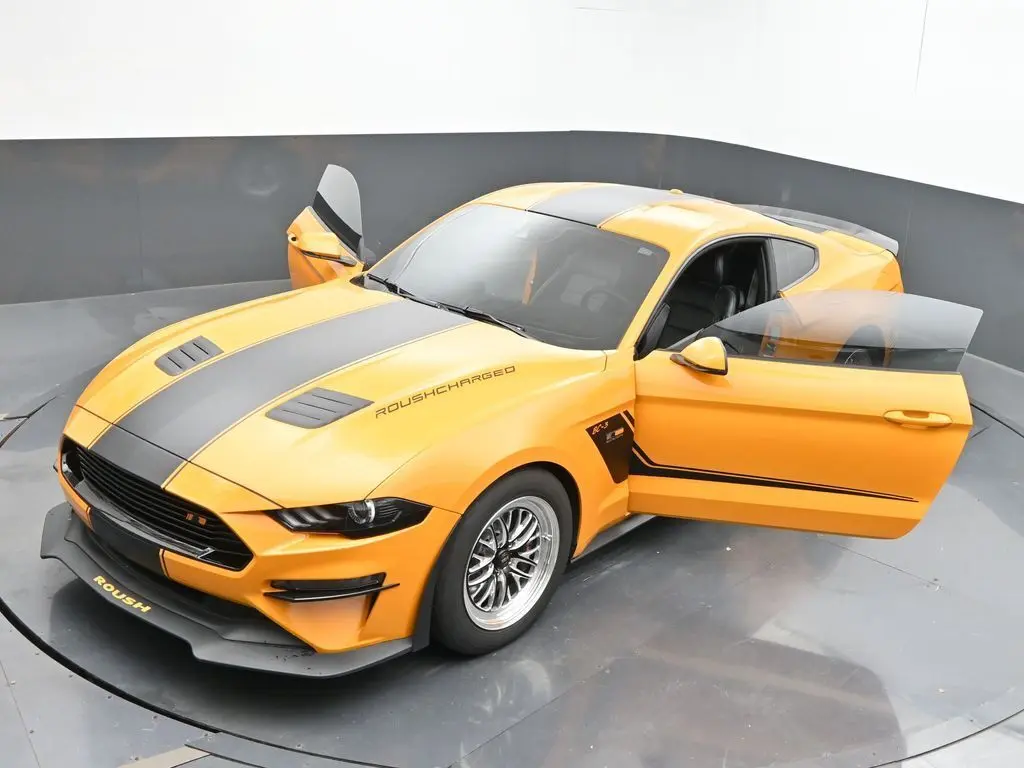 2019 Ford Mustang GT Premium photo 46