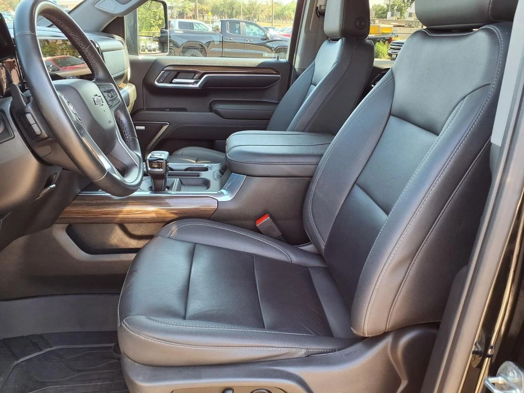 2023 Chevrolet Silverado 1500 RST - Photo 30