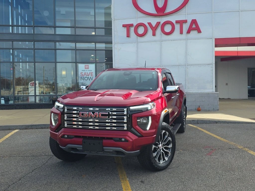 2024 GMC Canyon Denali