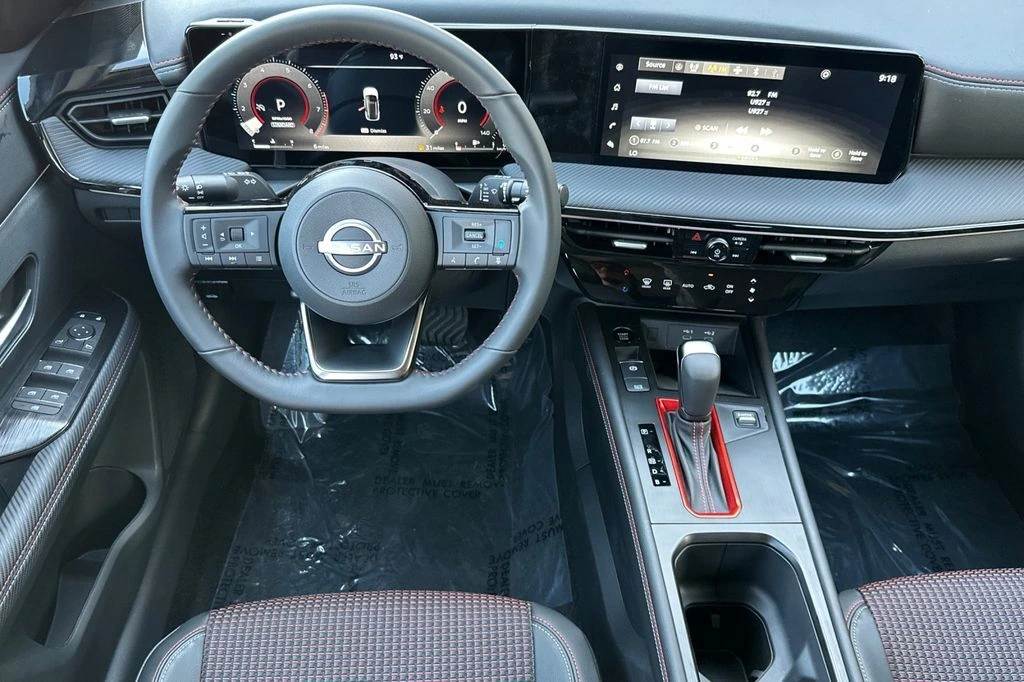2025 Nissan Kicks SR - Photo 11