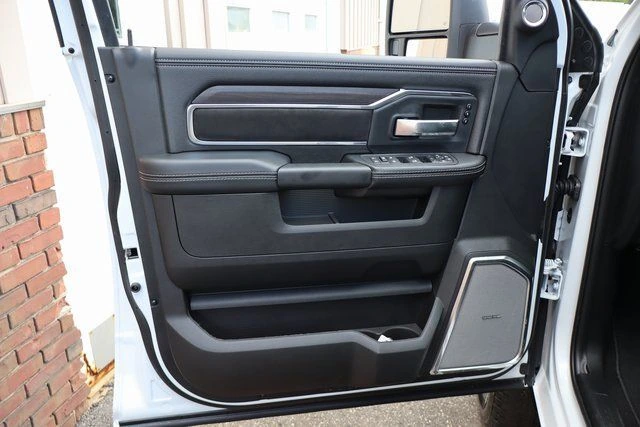 2026 RAM 2500 Laramie - Photo 11