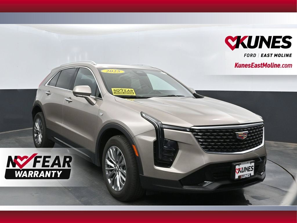 2025 Cadillac XT4 Premium Luxury