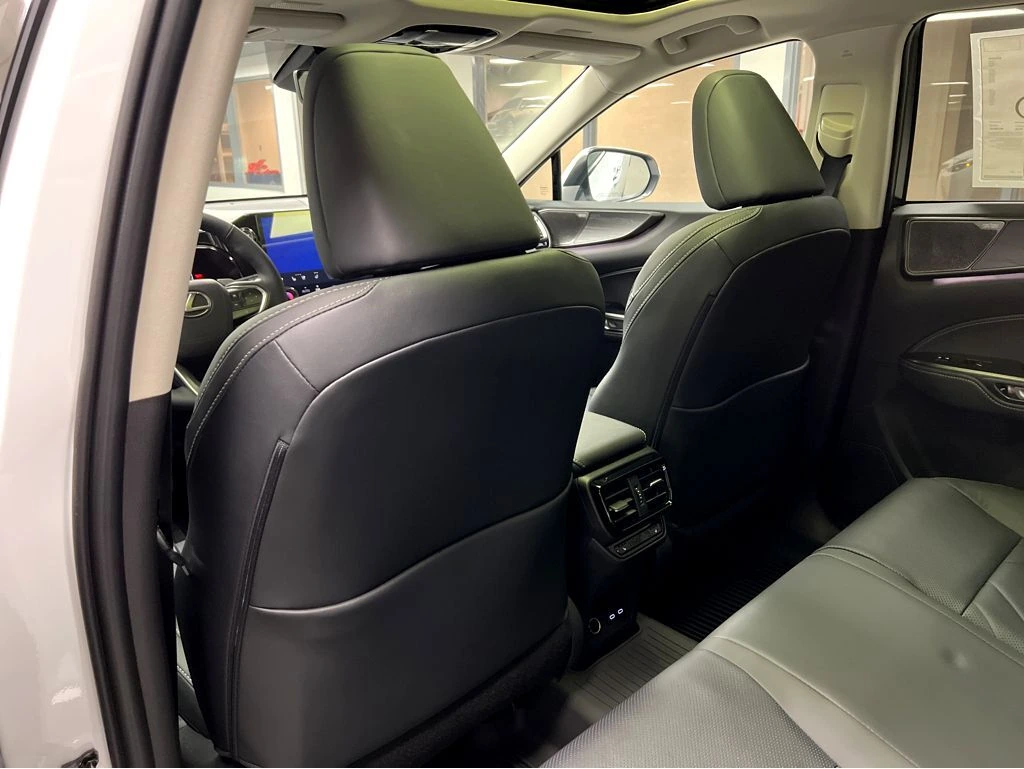 2026 Lexus NX 350 Luxury - Photo 19