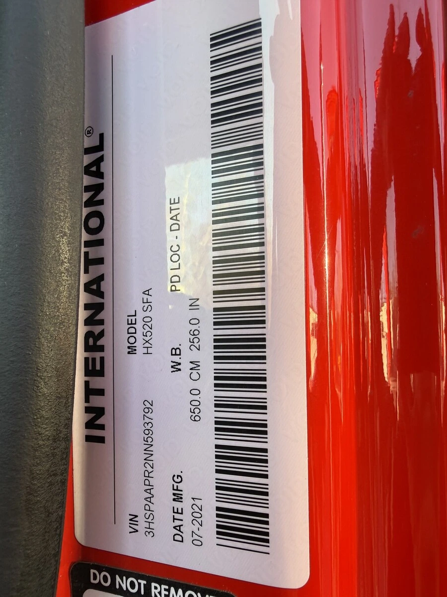 2022 International - image 10