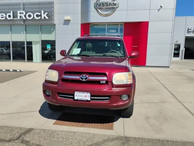 2006 Toyota Sequoia Limited photo 2