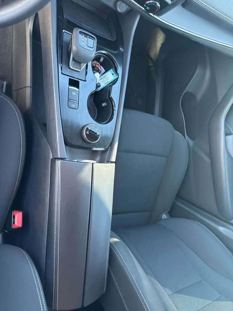 2024 Nissan Rogue S photo 23
