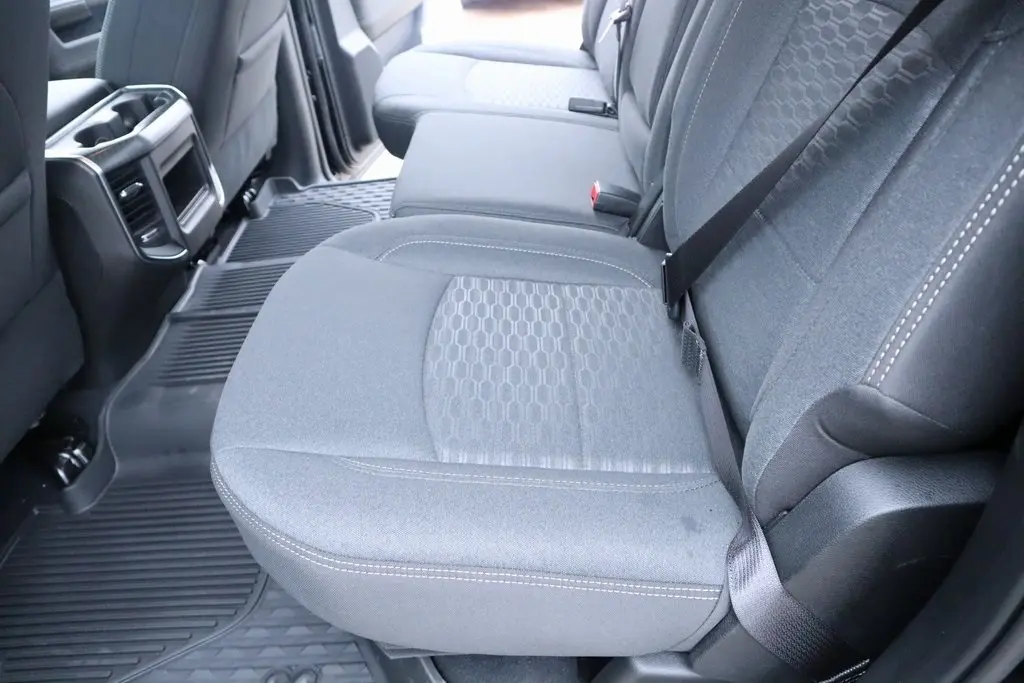 2026 Ram 2500 Big Horn photo 3