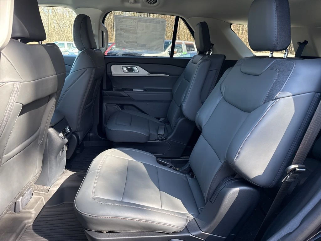 2026 Ford Explorer Active - Photo 32