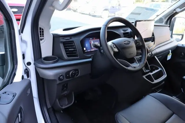 2026 Ford Transit photo 4