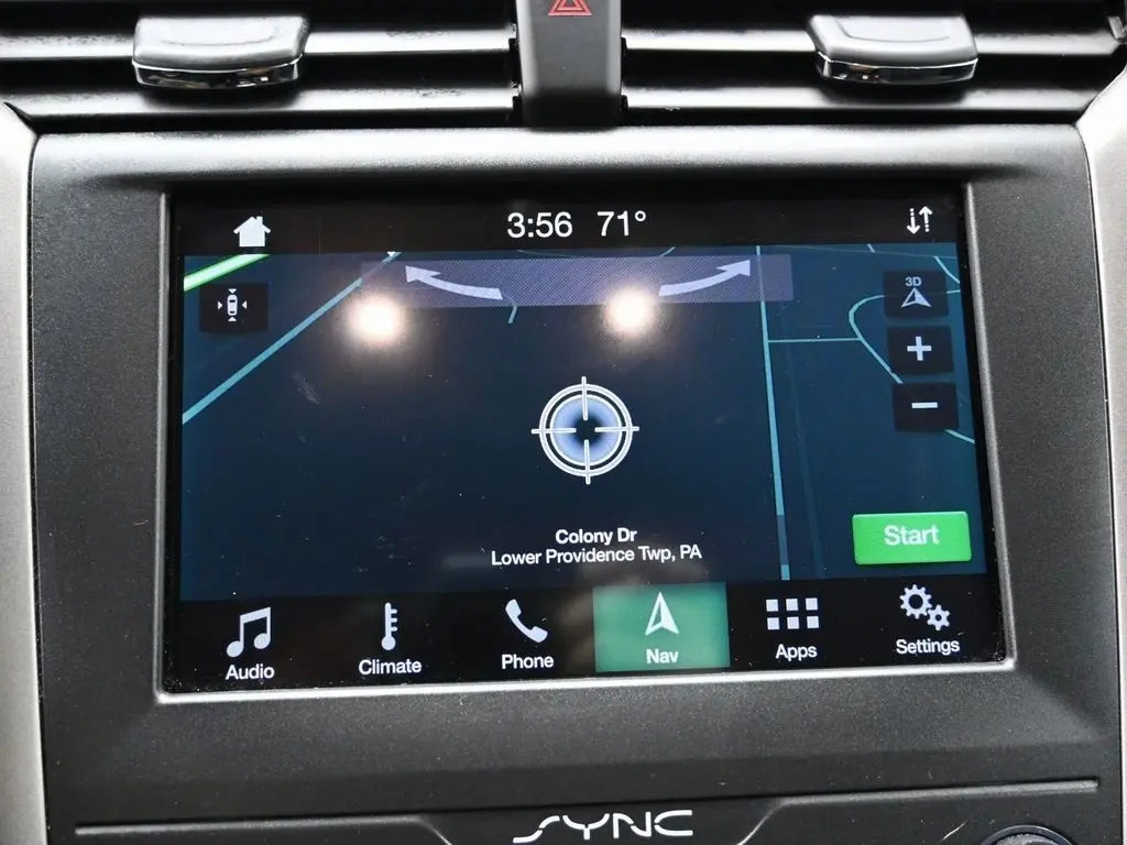 2019 Ford Fusion SE Hybrid photo 17