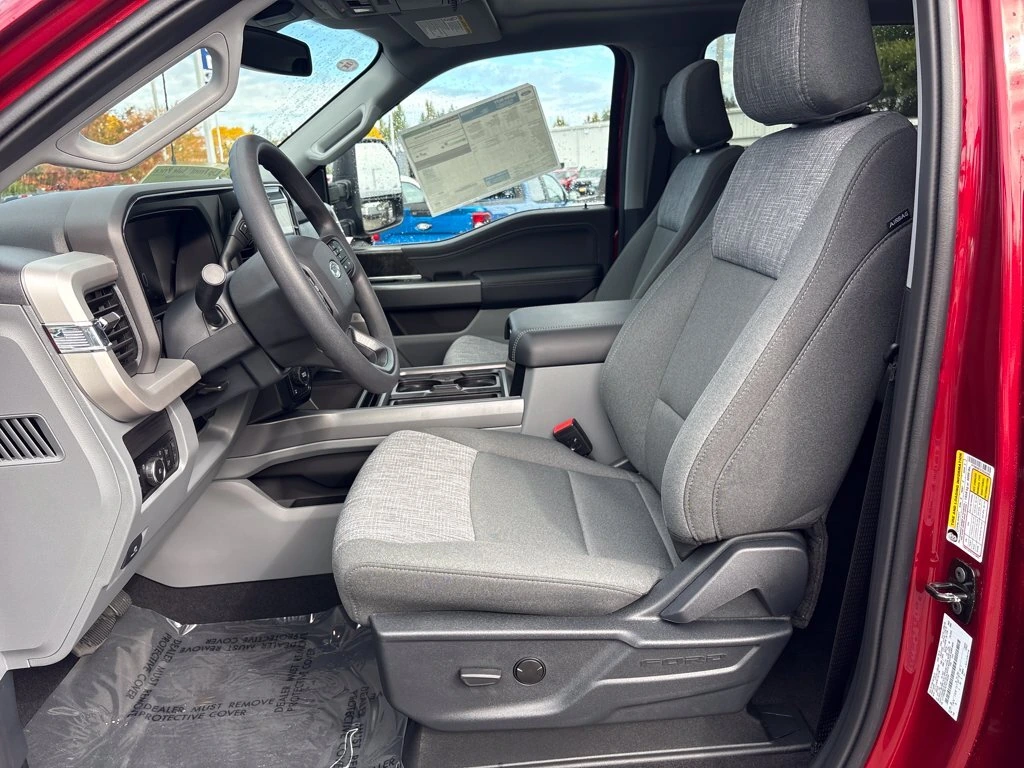 2026 Ford F-350 Super Duty XLT - Photo 23