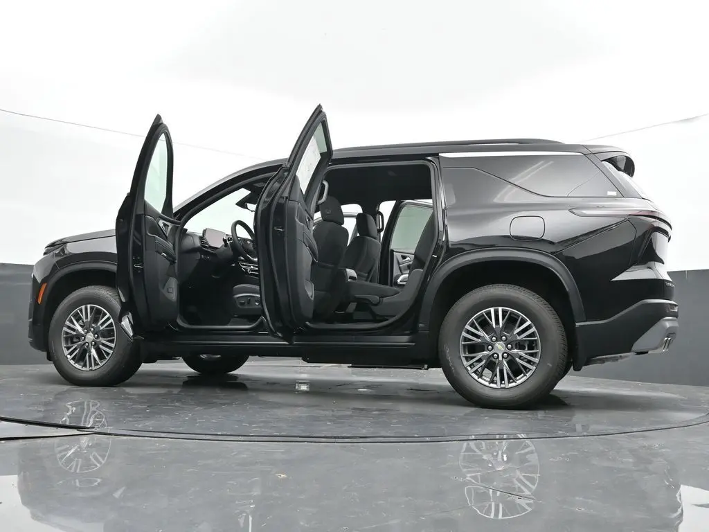 2026 Chevrolet Traverse 2LT photo 59
