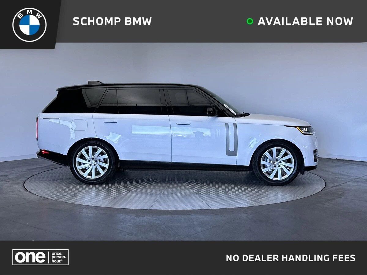 2024 Land Rover Range Rover SE's photo