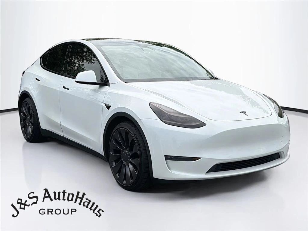 2020 Tesla Model Y Performance Dual Motor All-Wheel Drive's photo