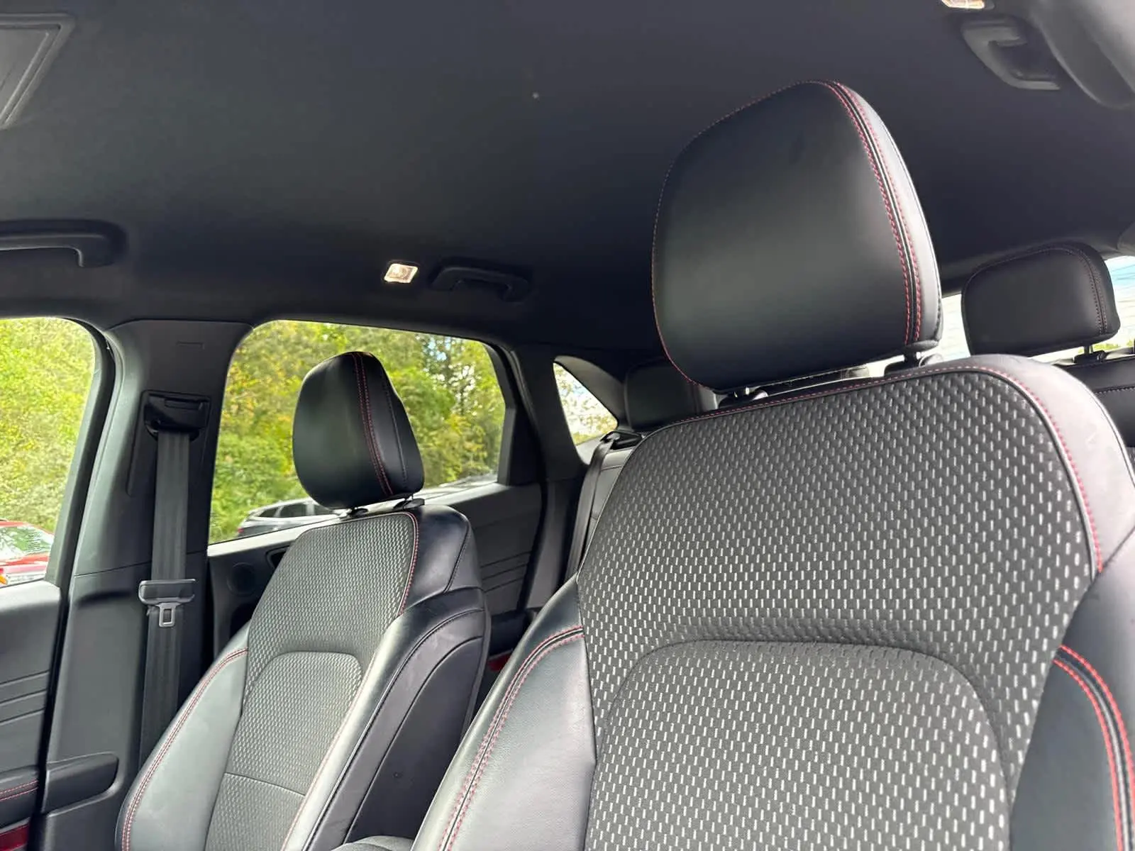2024 Ford Escape ST-Line Select photo 13