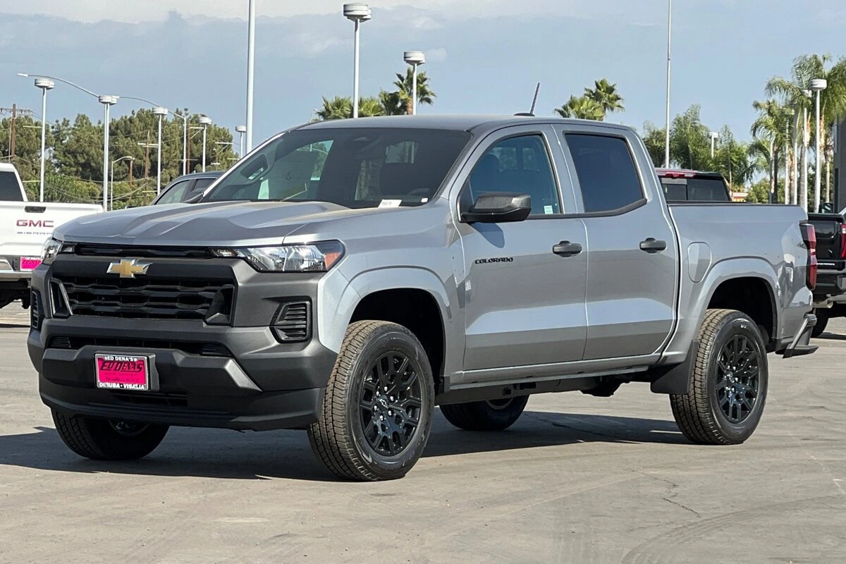 2026 Chevrolet Colorado Work Truck - Photo 9