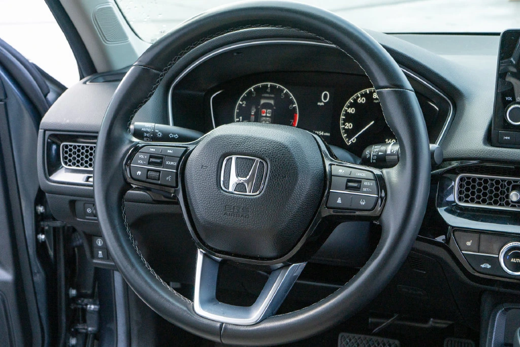 2024 Honda Civic Hatchback EX-L - Photo 23