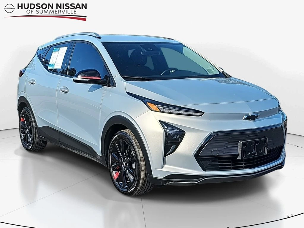 2023 Chevrolet Bolt EUV LT's photo