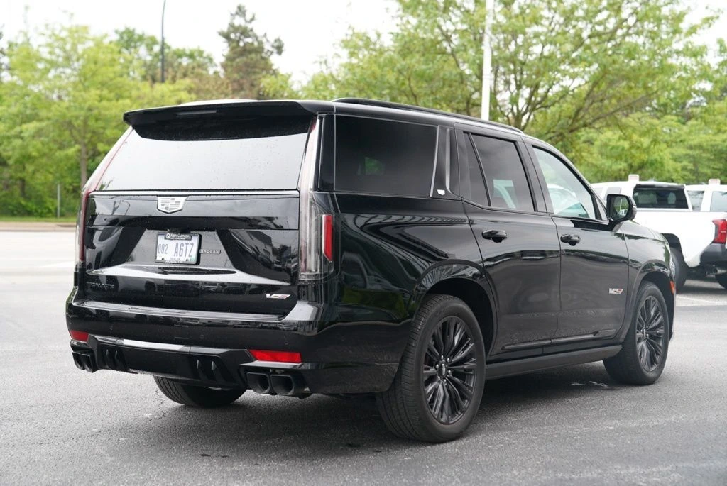 2023 Cadillac Escalade V-Series - Photo 13
