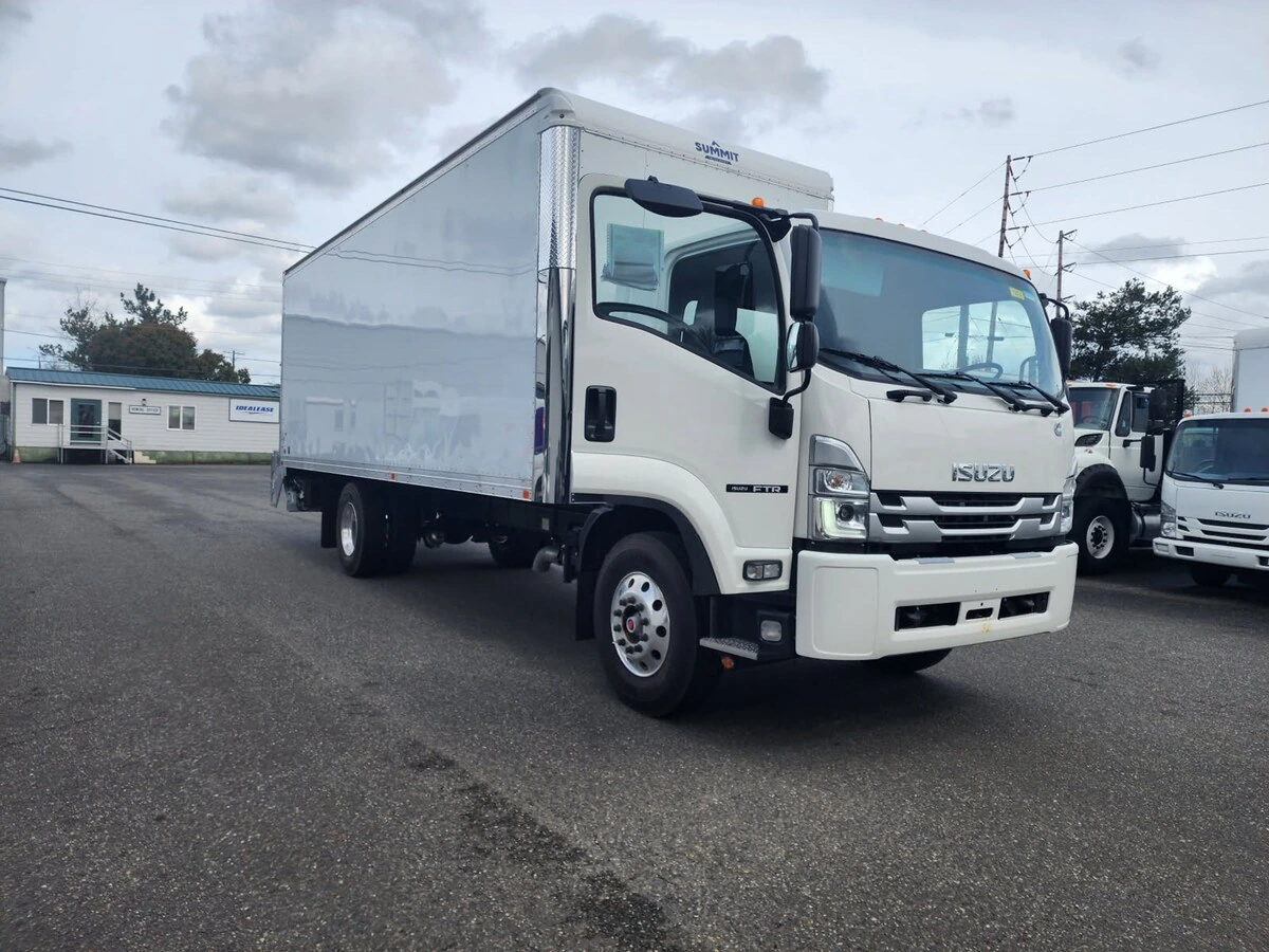 2025 Isuzu FTR