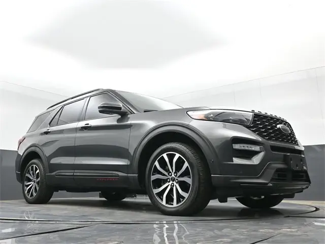 2020 Ford Explorer ST photo 27