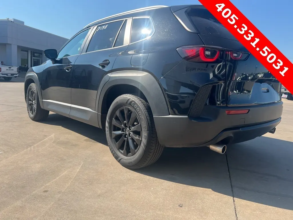 2024 Mazda CX-50 2.5 S Preferred photo 2